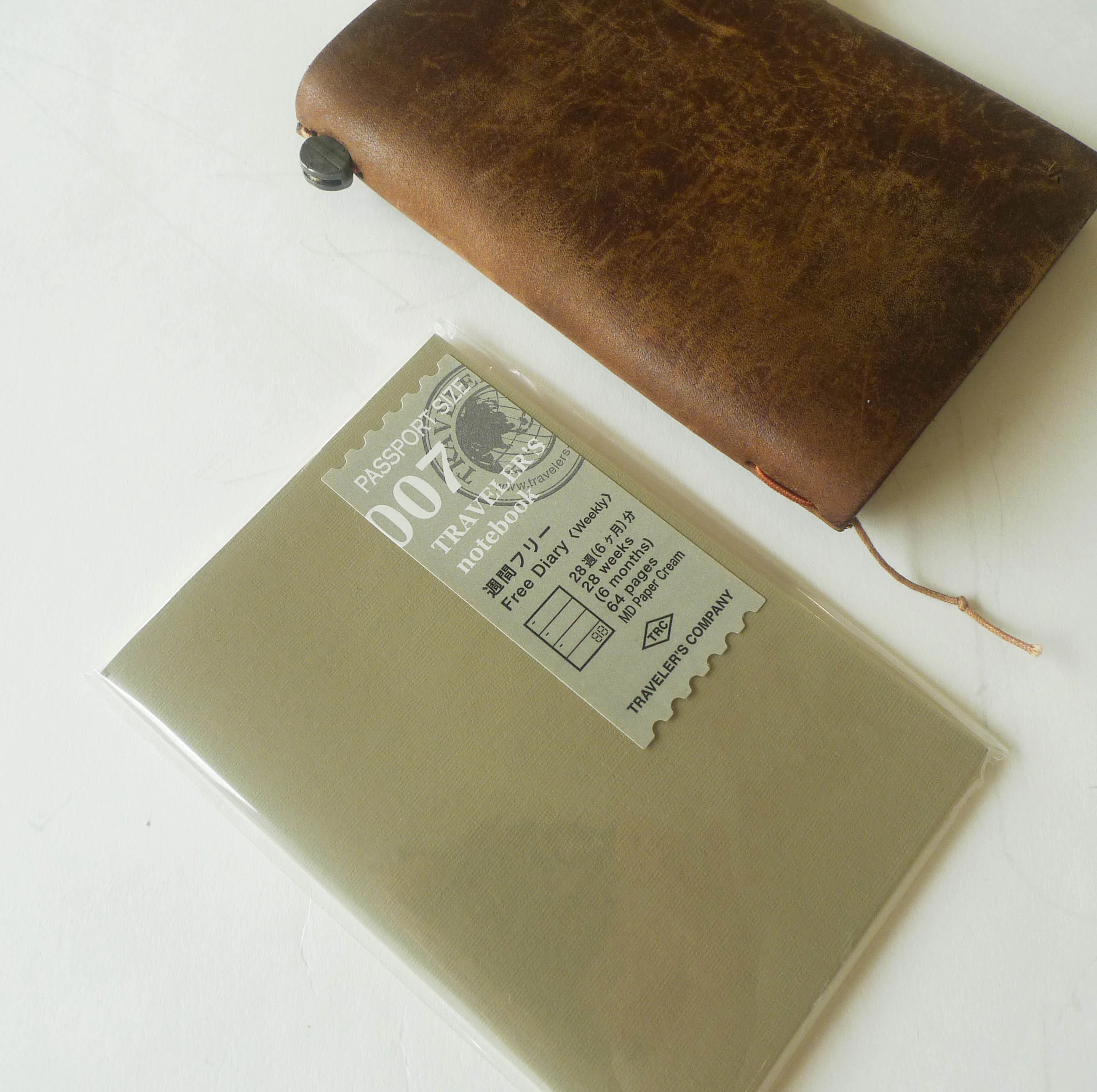 007 Refill Free Diary - Weekly (Passport Size) - Image 4